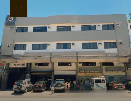 GT Hotel Jaro Отели рядом с достопримечательностью «University of San Agustin Extension Campus Chapel»