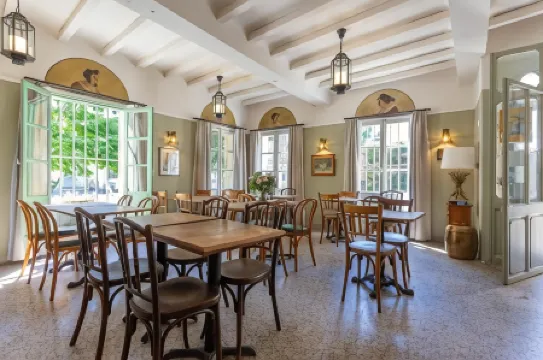 Hôtel Le Relais de Poste Arles Centre Historique