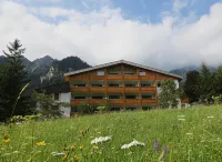 Hotel Sonnblick Hotels in Klosterle