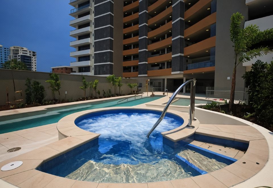 Monaco Apartments Resort Over view