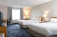 Fairfield Inn & Suites Indianapolis East Hoteles cerca de Izakaya Japanese Restaurant
