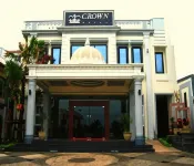 Crown Hotel Các khách sạn gần Sân bay Tanjung Selor