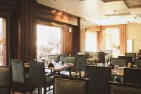 Hotel Tea County
