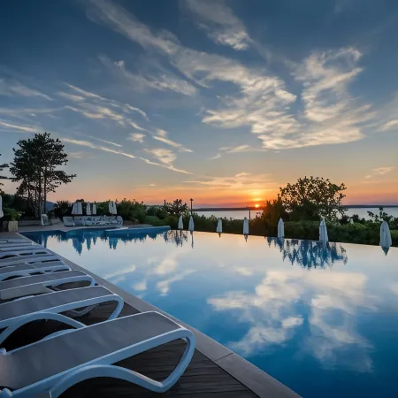 Santa Marina Holiday Village