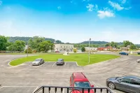 Horse Cave Motel Hotels in Hart County