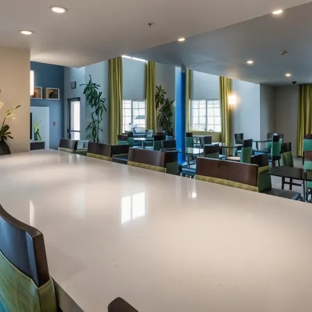 Holiday Inn Express & Suites LIVERMORE by IHG