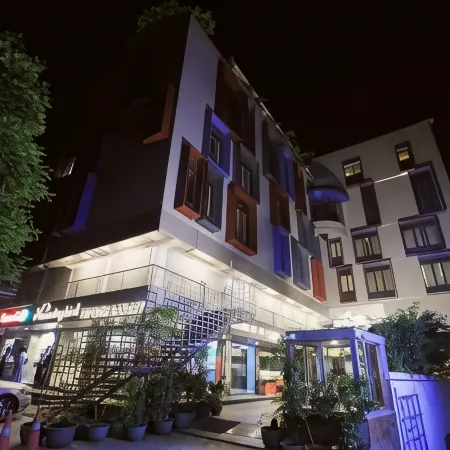 Humming Bird Hotel & Banquet