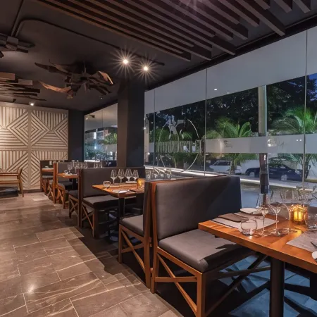 Serenity Hotel Boutique by Alsol Отели рядом с достопримечательностью «Пляжный клуб Kool»
