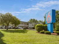 Motel 6 Lenexa, KS - Kansas City Southwest Hotels in Lenexa