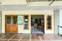 RedDoorz Syariah @ Sakinah Guesthouse