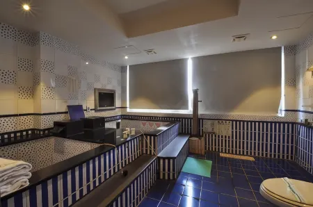 Jintang Hot Spring Hostel Отели рядом с достопримечательностью «Yehliu Geopark»