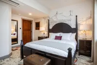 The Lodge at St Edward Park Hotels in Kenmore