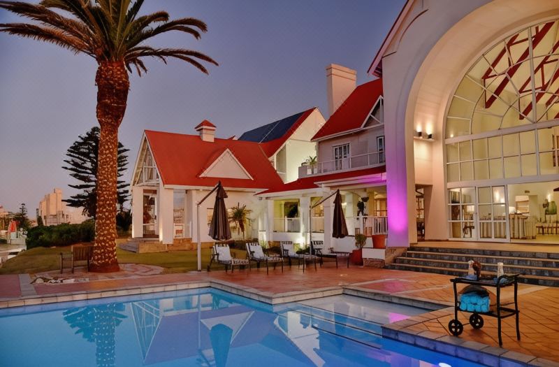 Courtyard Hotel Gqeberha photo 2