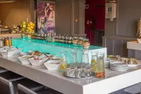 Peermont Mondior Hotel - breakfast