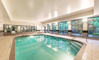 Staybridge Suites Charleston-Ashley Phosphate