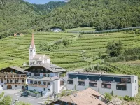 Paloria Apartments & Sport Hotels in Lagundo