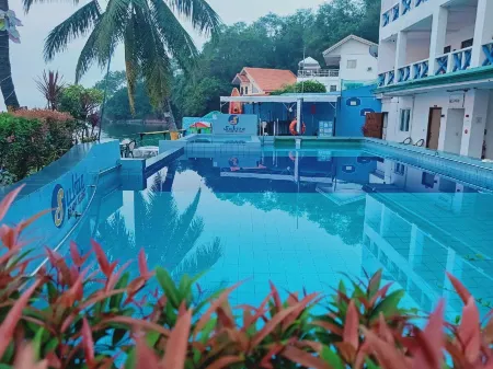 Viking Resort Отели в г. Субик