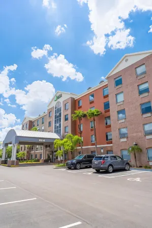 Holiday Inn Express & Suites Orange City - Deltona