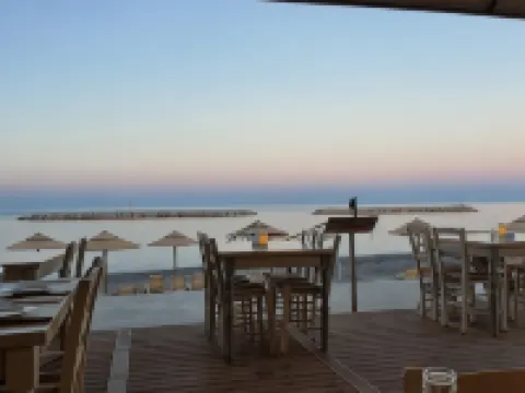 Xristinas Seaside Apartments Hotels in Kolymvari