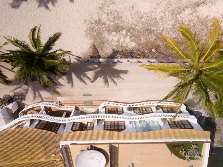 Hotel Albemarle Отели в г. Исабела