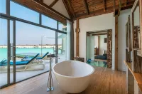 KUREDHIVARU RESORT & SPA MALDIVES Hotels in Kudafunafaru
