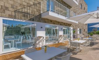 Domo 20 Hotel & Rooftop