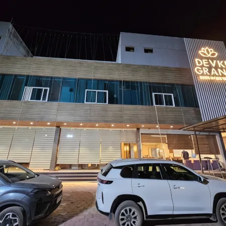 Devki Grand Hotel