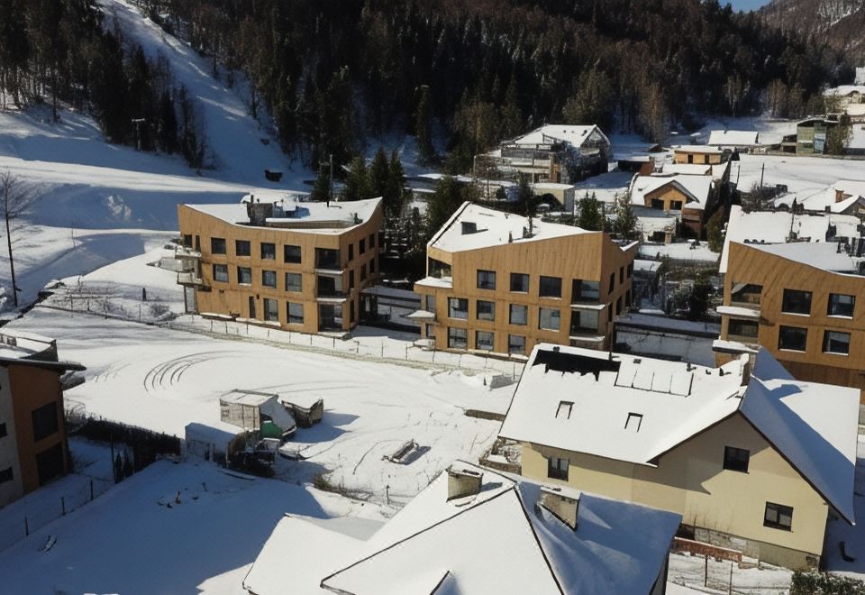 4. 아파트먼트 XY..