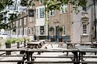 The Pilot Inn Отели в г. Гринвич