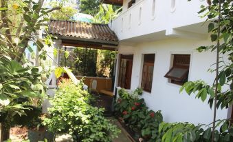 Gerard Holiday Home