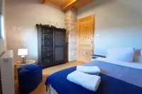 Large, Comfortable Holiday Home, Sauna, Jacuzzi