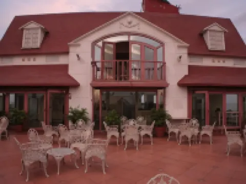Hotel Godwin - Colaba Hotels near Chhatrapati Shivaji Maharaj Vastu Sangrahalaya