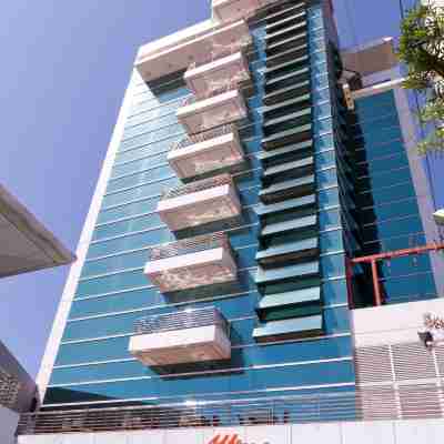 アルーア ホテル & スイーツ Hotel Exterior