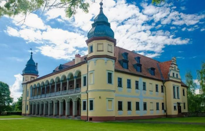 Pałac Krobielowice