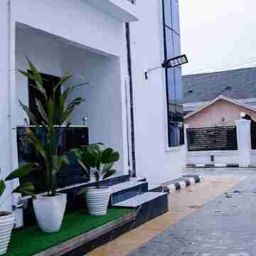 Gorgeous Luxury 2 Bedroom Apartment Gillant Luxury Homes Others