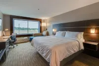 Holiday Inn Express & Suites Union City