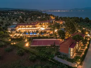 Blue Dolphin Hotel