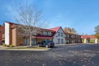 Quality Inn Falconer - Jamestown Hotels in Jamestown