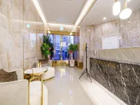 Munhyeon Signature Denbasta Hotel Hotels near Busan Bank