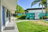 Motel 6 – Santa Nella, on I-5