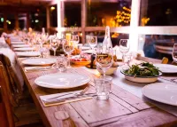 Rustic Beaverfoot Lodge Hotels in Columbia-Shuswap