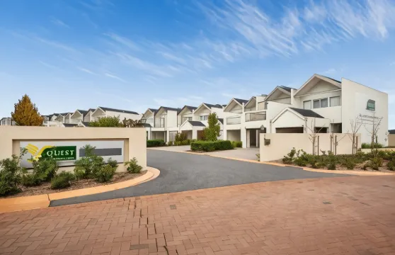 湖泊保護區探索酒店