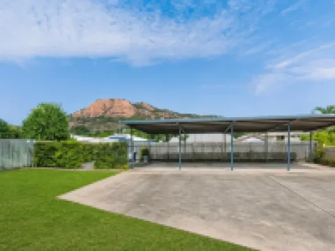 Townsville Suites Hotels in North Ward