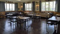 Cedar Hill Lodge Hotels in Saint Ignace