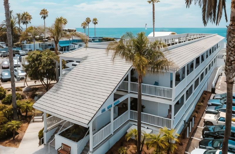 Del Mar Beach Hotel