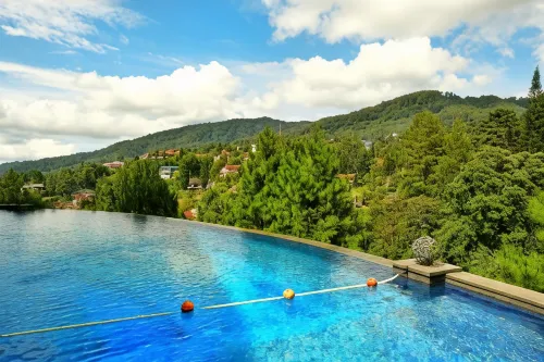The Grand Hill Resort-Hotel - pemandangan pegunungan