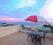 太陽門酒店 - 小旅館