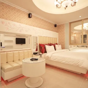 Gwangyang Hotel Ritz Отели в г. Кванъян