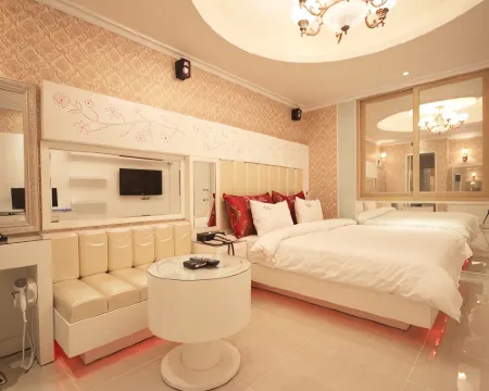 Gwangyang Hotel Ritz 光陽市のホテル