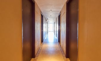 Hotel Roopa
